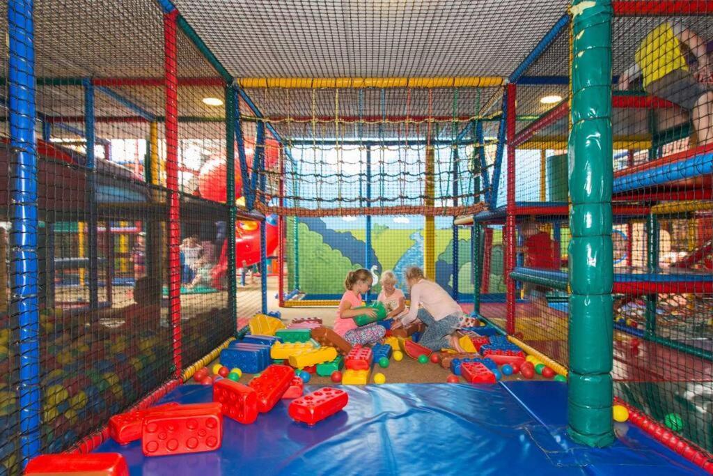 فيلا Bakkeveenفي 4-6 Persoons Vakantiewoning Met Eigen Tuin المظهر الخارجي الصورة